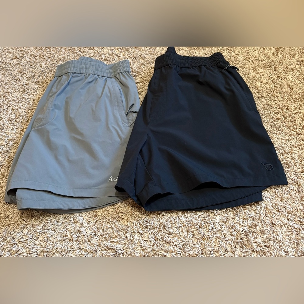 Baleaf Men's Athletic Shorts Black & Grey size XL 5in inseam